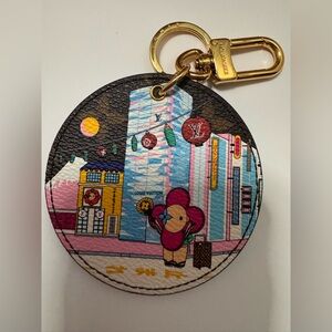 Louis Vuitton Vivienne Tokyo Illustre Holiday Charm